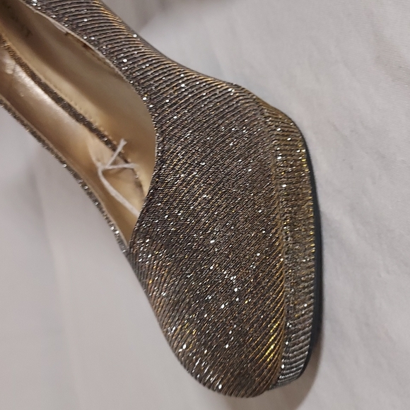 Gold silver shimmering metallic 4"  high heels platform shoes 👠 new! - Picture 6 of 16